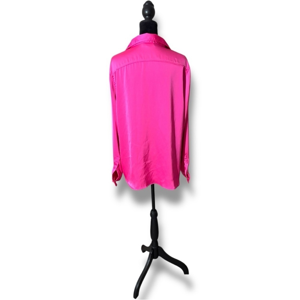 Blue Blossom Bright Pink Relaxed Button Down Shirt Long Cuffed Sleeve and Collar - Picture 5 of 14